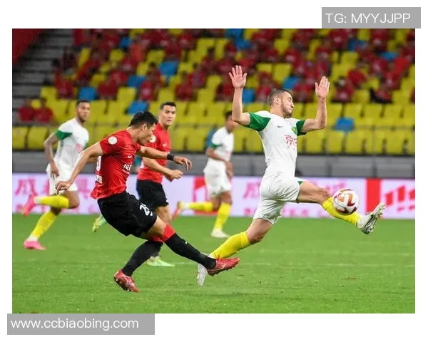 成都足球队在足球团队协作排行榜中荣登第九名展现出强大团队精神与默契配合