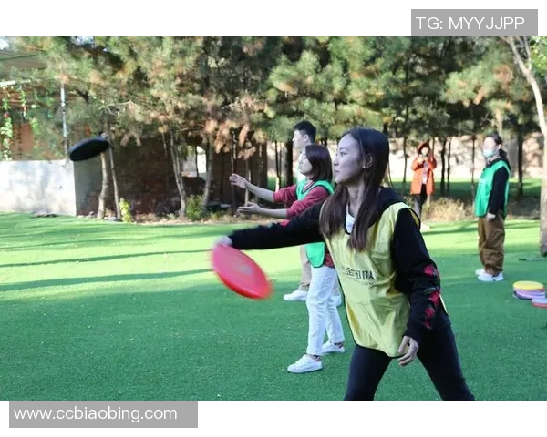 飞盘热潮席卷深圳探访飞盘队的训练与竞技状态